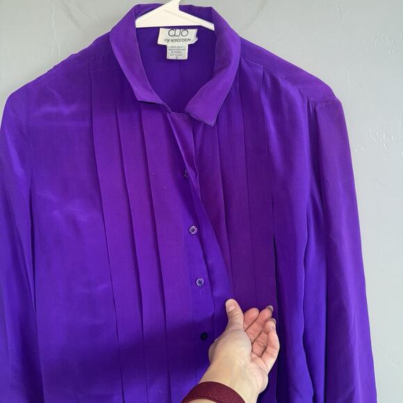 Vintage Clio for Nordstrom Woman’s Silk Blouse Size 8 Purple Pleated Button Up - Picture 4 of 7